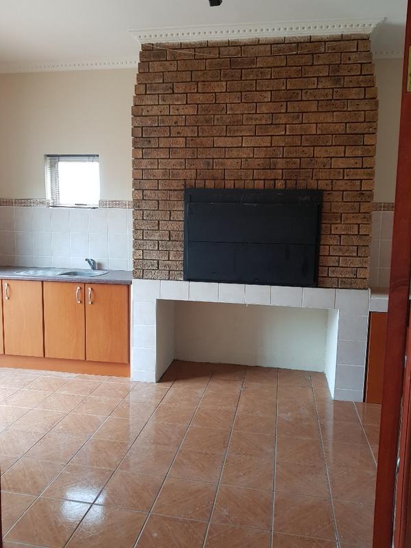 To Let 4 Bedroom Property for Rent in Haasendal Western Cape